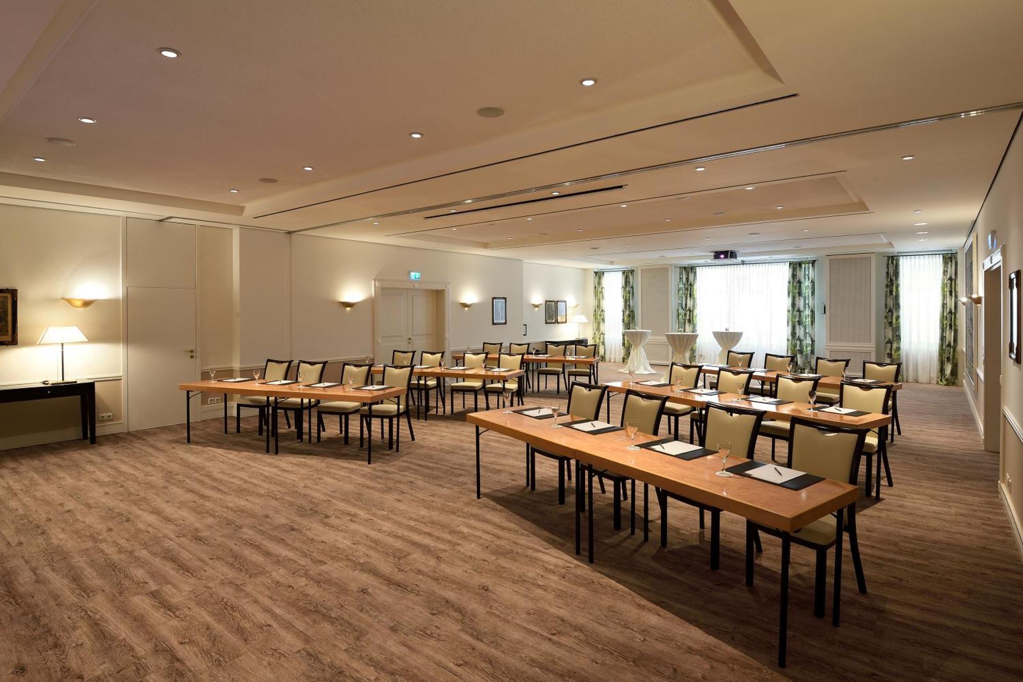 Kastens Hotel Luisenhof Hanover Exterior photo Meeting room