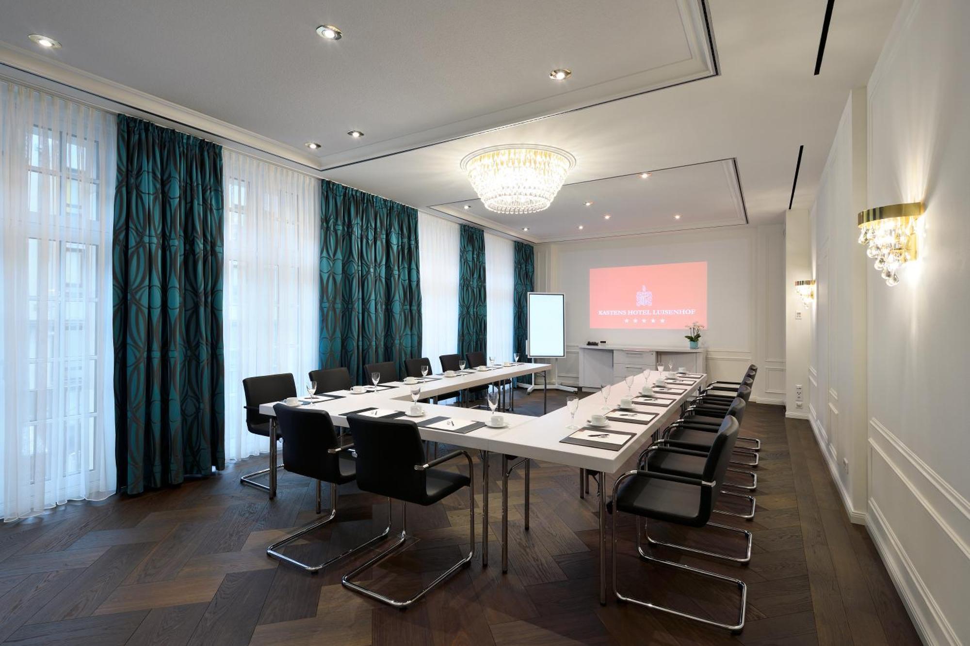 Kastens Hotel Luisenhof Hanover Exterior photo Meeting room